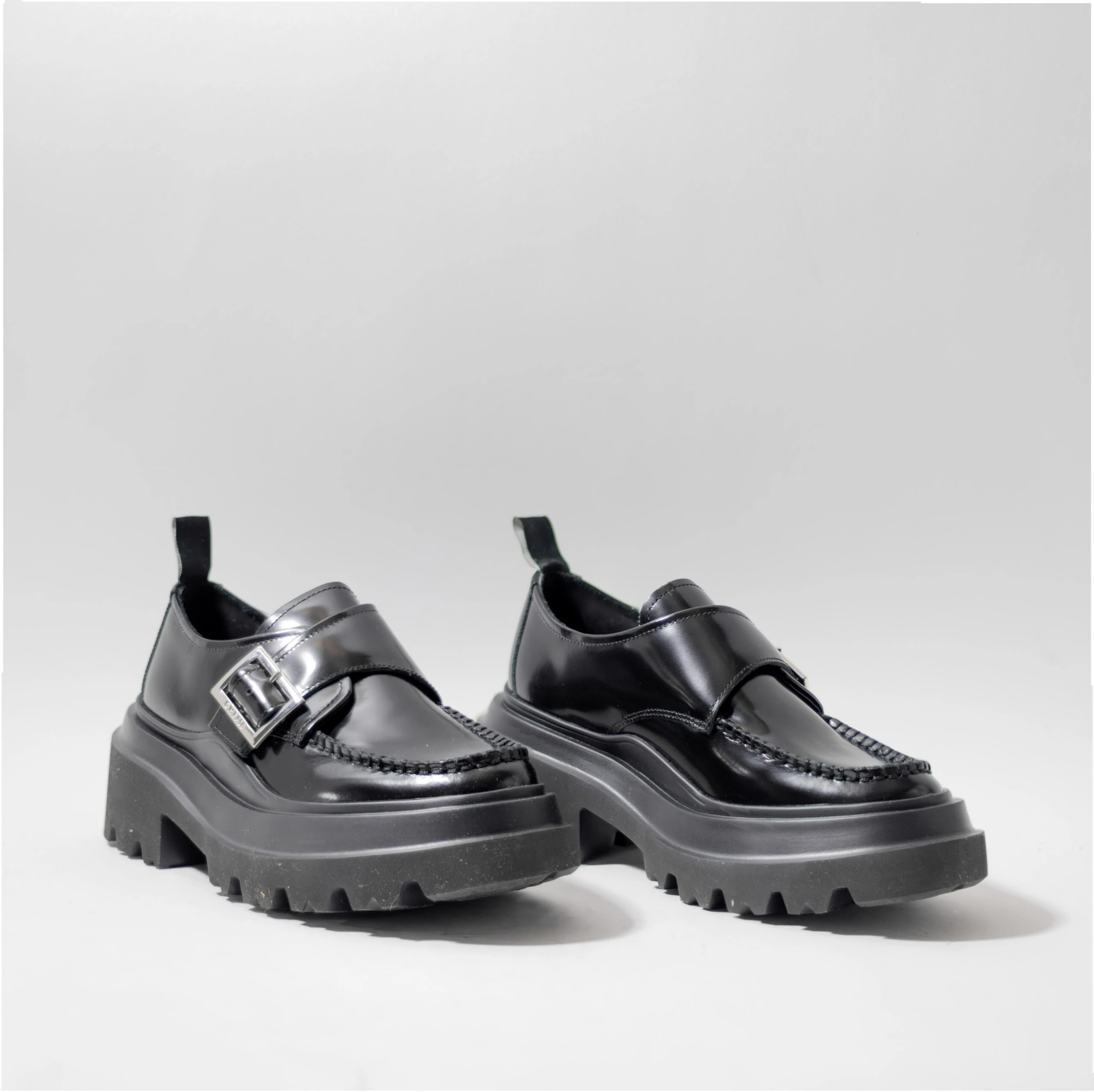 G.H. BASS PLATFORM DERBY BLACK