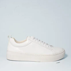 VAGABOND SHOEMAKERS VAGABOND ZOE PLATFORM - WHITE