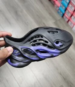 CATALINA02 - BLACK & PURPLE TODDLER RUNNERS